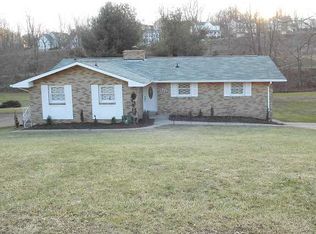 874 Clifton Rd, Bethel Park, PA 15102