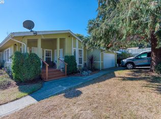 2315 State St, North Bend, OR 97459