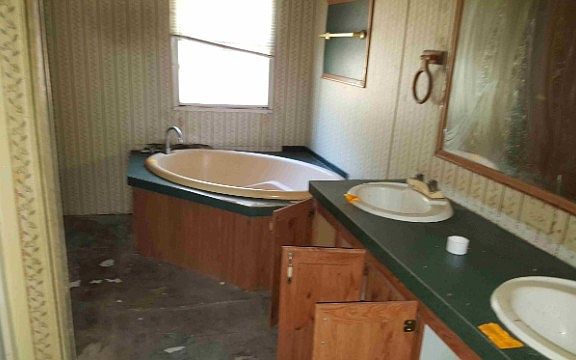 4th image of 5025 Cherrywood Dr