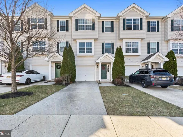 1031 Moore Rd, West Deptford, NJ 08086