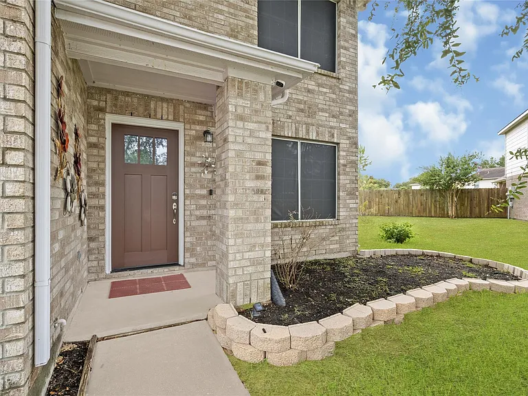 9226 Macmillan Ln — Photo 27