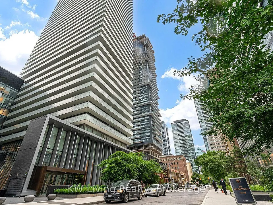 50 Charles St E #4808