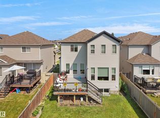 1716 60th St SW, Edmonton, AB T6X0W4