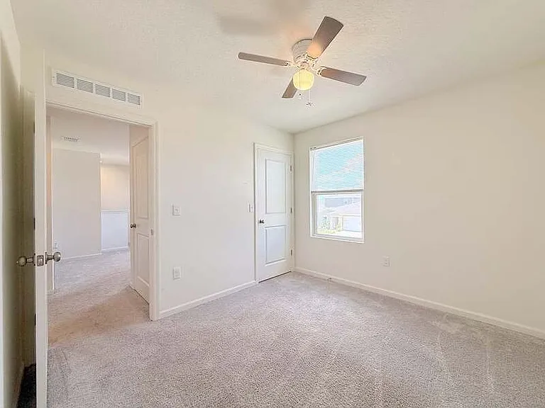 2068 Kentucky Rd — Photo 31