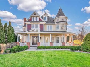 33 Turnberry Rd, Wallingford, CT 06492