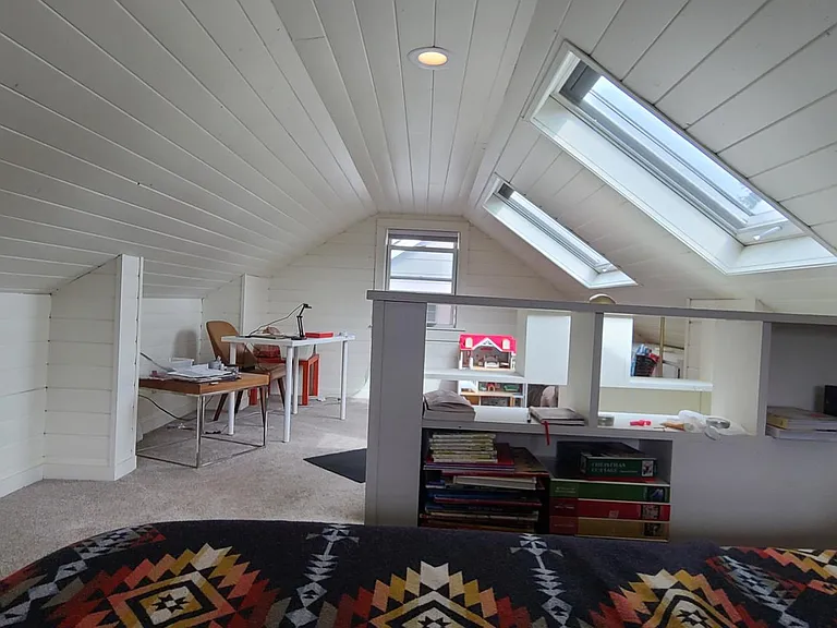 8414 N Fiske Ave — Photo 10