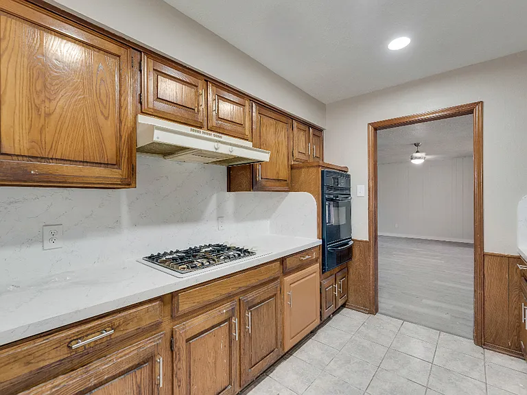 3705 Osage Dr — Photo 16