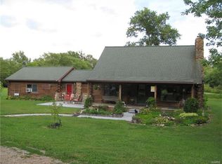 2178 Lone Oak Ln, Du Quoin, IL 62832