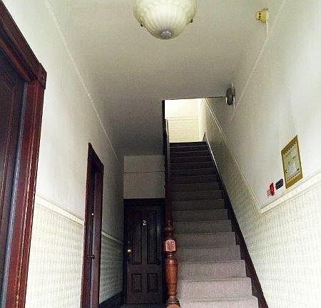 2nd image of 362 Noe St