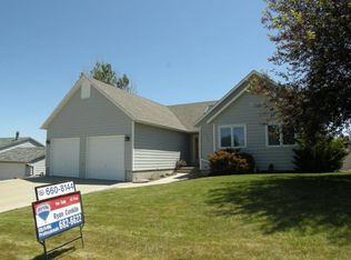 1303 Overdale Dr, Gillette, WY 82718