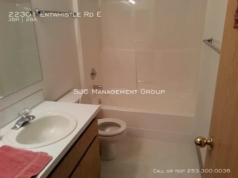 22301 Entwhistle Rd E — Photo 11