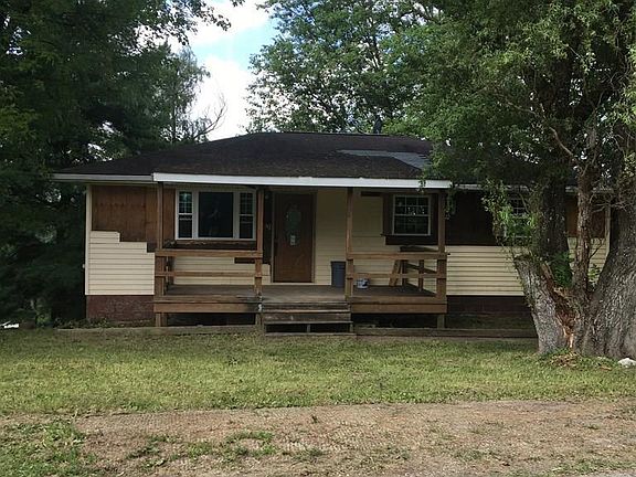 2nd image of 165 Sawmill Ln
