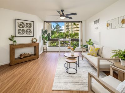 300 Wai Nani Way APT 415, Honolulu, HI, 96815