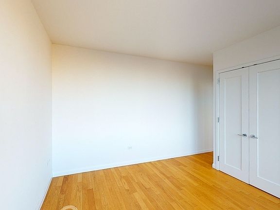 5th image of 795 Columbus Ave APT 12B