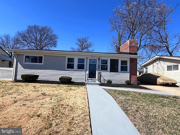 4th image of 2615 Boones Ln