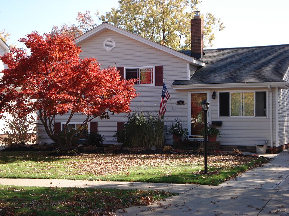 1st image of 31826 Willowick Dr