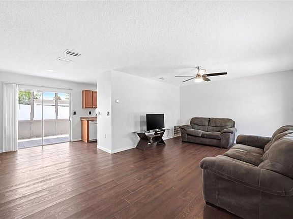 4th image of 2164 W DEVON DRIVE
