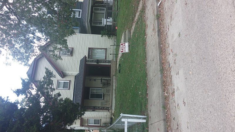 1st image of 1044 Dawson St