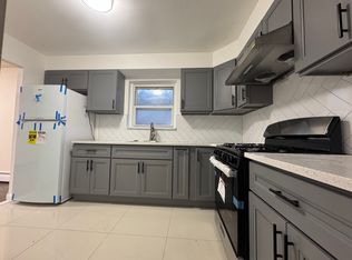 14445 25th Dr, Flushing, NY 11354