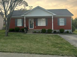 137 Stone Creek Ct, Mount Washington, KY 40047