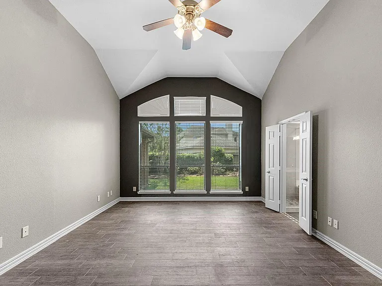 27723 Amy Willow Ln — Photo 16