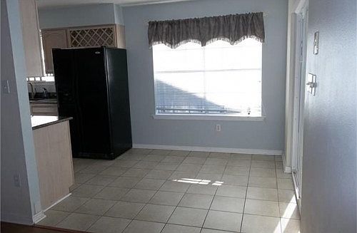 5th image of 448 Longview Dr