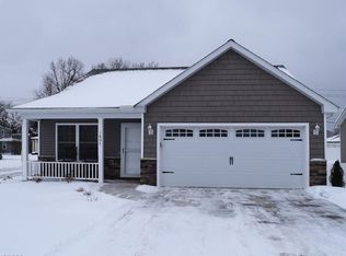 1607 Par Dr, Wickliffe, OH 44092