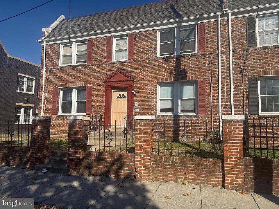 1st image of 2506 N St SE