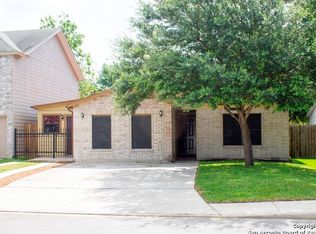 2962 Moss Plain Dr, San Antonio, TX 78245
