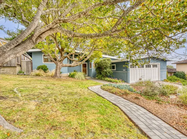 14 Shady Ln, Monterey, CA 93940