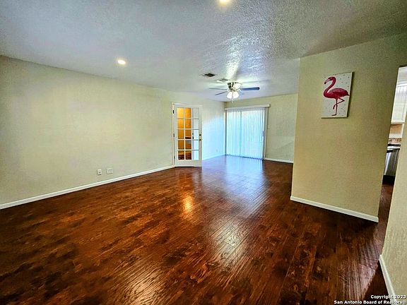 2nd image of 1915 FLAMINGO DR