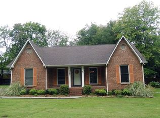 1090 Fitz Ln, Cookeville, TN 38501