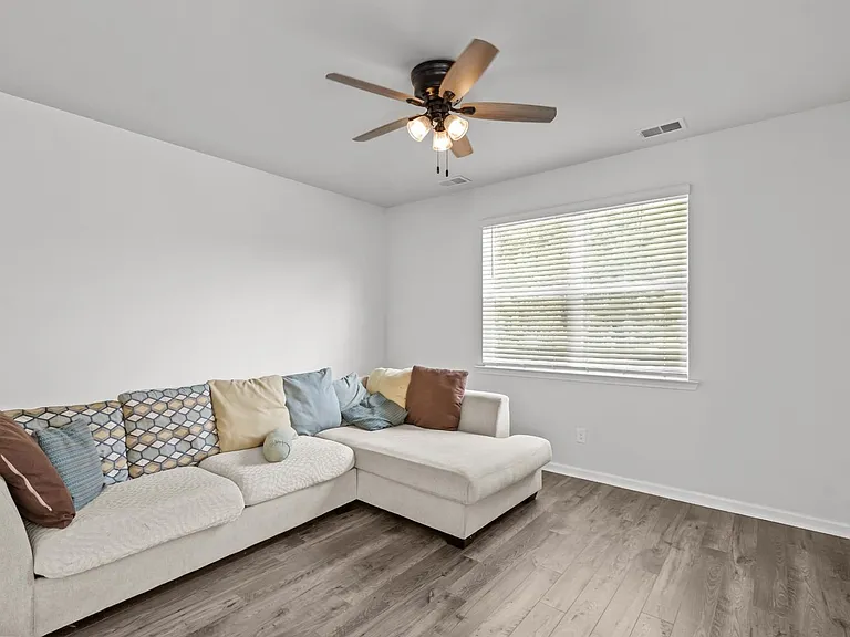 72 Knotty Ct — Photo 14