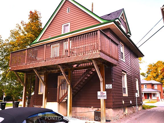 4th image of 281 Main St N