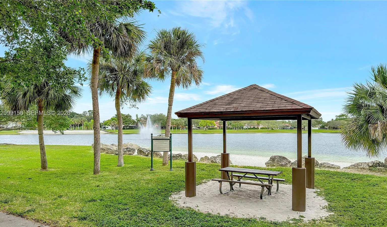 Lakeview At The Hammocks — Photo 2