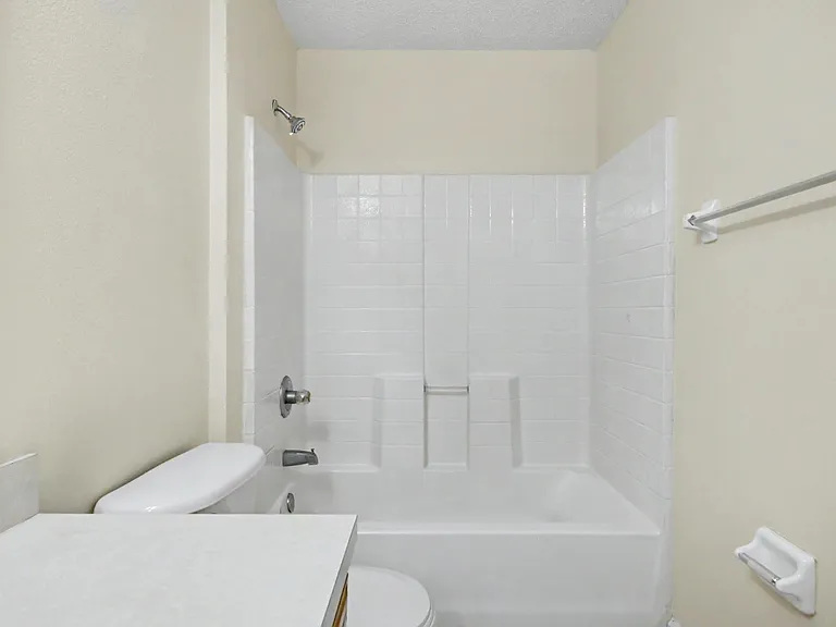 90 Buttonworth Dr #A — Photo 36