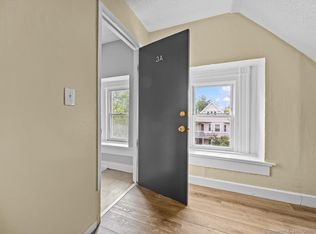 133 Davenport Ave APT 3A, New Haven, CT 06519