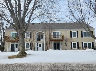1551 Namekagon St APT 7, Hudson, WI 54016