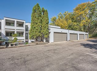 13701 Nicollet Ave APT 103, Burnsville, MN 55337