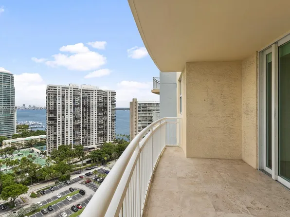 2475 Brickell Ave, Miami, FL