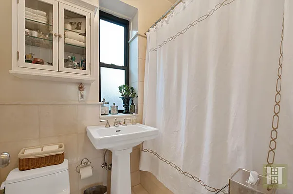 Sold by Halstead Real Estate | media 8