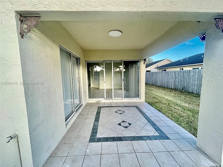 5508 NW 101st Ct — Photo 25