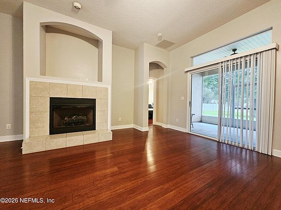 5th image of 5891 Green Pond Dr
