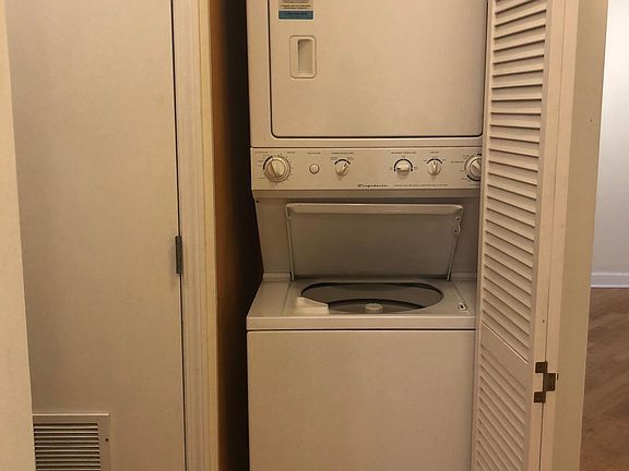 4th image of 1533 W Hollywood Ave APT G