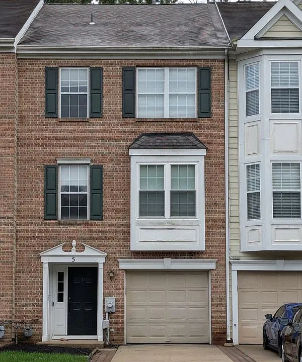 5 Alexandra Ct