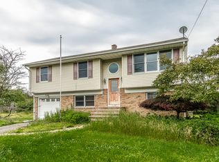 73 Gates Rd, Somerset, NJ 08873