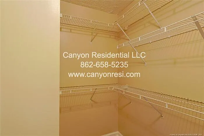 106 Liberty Ct — Photo 13