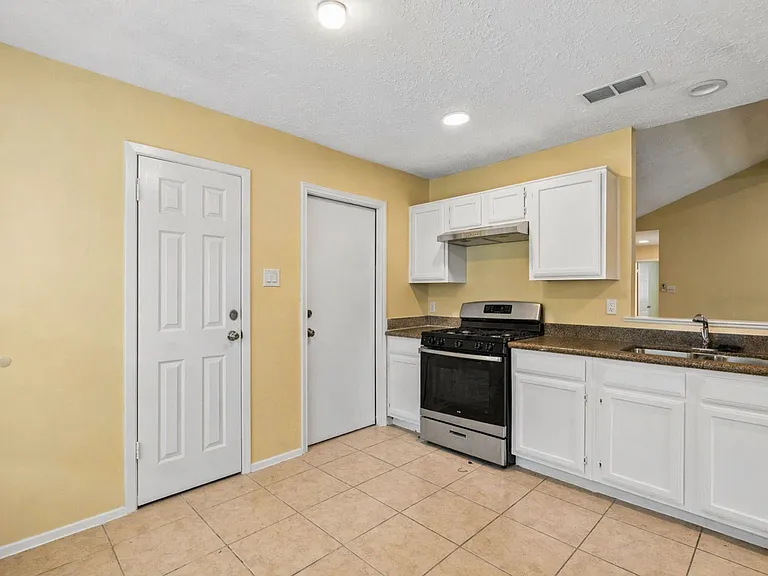 2747 Sicklepod Dr — Photo 8