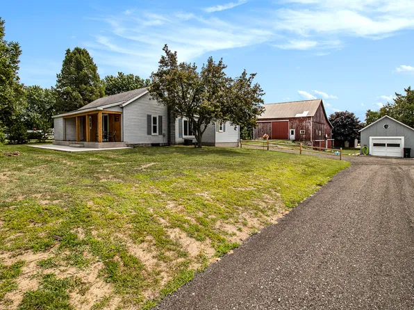 6045 W Shelby Rd, Shelby, MI 49455