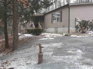 141 Cottontail Dr, Millerstown, PA 17062